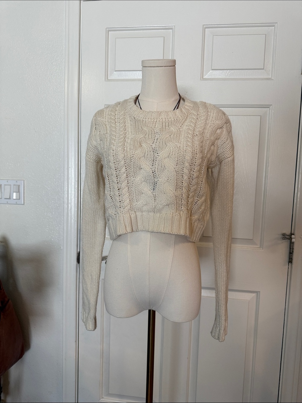 Lucca Couture Ivory Cable-Knit Cropped Crew Sweater